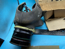 Load image into Gallery viewer, WW2 British Home Front / Civil Defence Wardens Gas Mask 1942 Dated + Box
