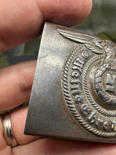 Charger l&#39;image dans la galerie, Original WW2 German Elite SS Late War Overhoff Steel Buckle &amp; Belt Set
