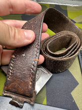 Charger l&#39;image dans la galerie, Original WW2 German Elite SS Late War Overhoff Steel Buckle &amp; Belt Set
