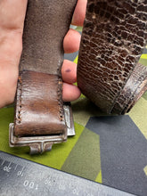 Charger l&#39;image dans la galerie, Original WW2 German Elite SS Late War Overhoff Steel Buckle &amp; Belt Set
