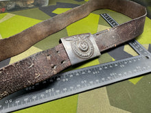 Charger l&#39;image dans la galerie, Original WW2 German Elite SS Late War Overhoff Steel Buckle &amp; Belt Set
