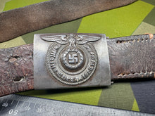 Charger l&#39;image dans la galerie, Original WW2 German Elite SS Late War Overhoff Steel Buckle &amp; Belt Set
