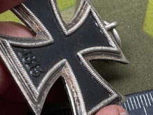 Charger l&#39;image dans la galerie, Original WW2 German Iron Cross 2nd Class
