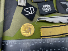 Load image into Gallery viewer, Group of WW2 German Insignia &amp; Epaulettes
