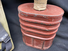 Charger l'image dans la galerie, Original WW2 British Army General Service Gas Mask with Bag
