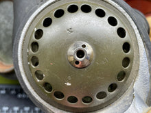 Charger l&#39;image dans la galerie, Original WW2 British Army GSR General Service Respirator Gas Mask Set - Dated 1941
