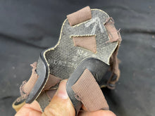 Charger l'image dans la galerie, Original WW2 British Army General Service Gas Mask (Mask Only) - T-Mask Variation
