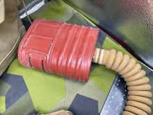 Charger l&#39;image dans la galerie, Original WW2 British Army GSR General Service Respirator Gas Mask Set - Dated 1940/41
