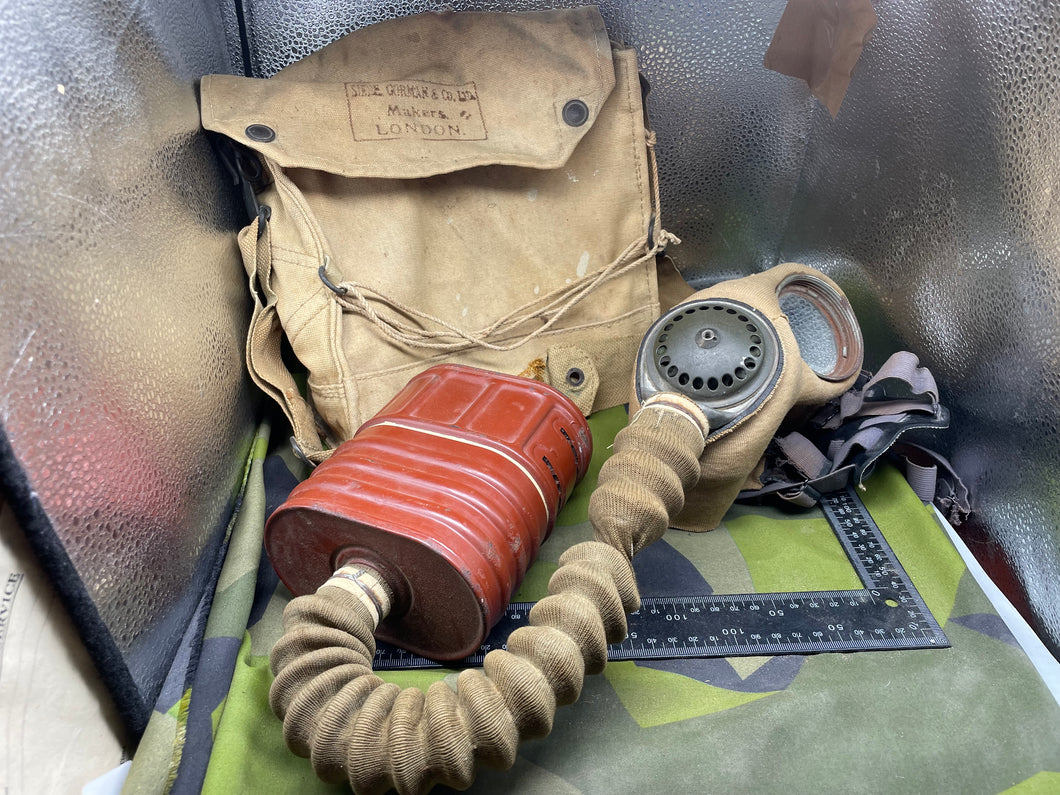 Original WW2 1941 Dated British Army GSR General Service Respirator Gas Mask Set