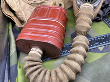 Charger l&#39;image dans la galerie, Original WW2 1941 Dated British Army GSR General Service Respirator Gas Mask Set
