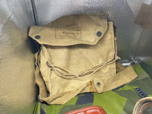 Charger l&#39;image dans la galerie, Original WW2 1941 Dated British Army GSR General Service Respirator Gas Mask Set
