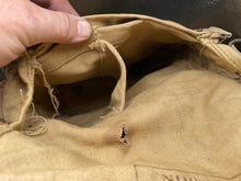 Charger l&#39;image dans la galerie, Original WW2 1941 Dated British Army GSR General Service Respirator Gas Mask Set
