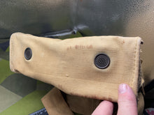 Charger l&#39;image dans la galerie, Original WW2 1941 Dated British Army GSR General Service Respirator Gas Mask Set
