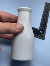 Lade das Bild in den Galerie-Viewer, WW2 German Luftwaffe Milk Bottle
