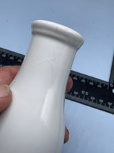 Lade das Bild in den Galerie-Viewer, WW2 German Luftwaffe Milk Bottle
