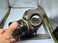 Load image into Gallery viewer, WW2 British Home Front / Civil Defence Wardens Gas Mask
