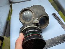 Load image into Gallery viewer, WW2 British Home Front / Civil Defence Wardens Gas Mask

