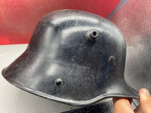 Charger l&#39;image dans la galerie, Original German Early SS Transitional M16 Helmet with Liner Band - WW1/WW2
