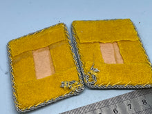 Charger l'image dans la galerie, Pair of WW2 German Luftwaffe Officer's Collar Badges
