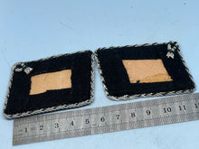 Load image into Gallery viewer, Pair of WW2 German SS Collar Badges
