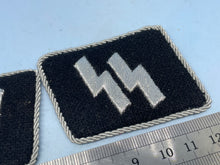 Load image into Gallery viewer, Pair of WW2 German SS Collar Badges
