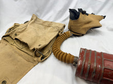 Charger l'image dans la galerie, Original WW2 British Army T-Mic GSR Gas Mask General Service Respirator - Size Large
