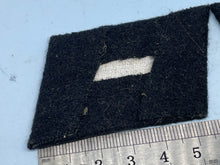 Load image into Gallery viewer, Pair of WW2 German SS Collar Badges
