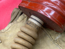 Load image into Gallery viewer, British Army WW2 Soldiers / Home Guard Gas Mask &amp; Bag Set - Dated
