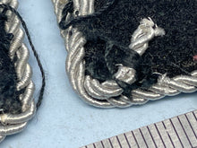 Load image into Gallery viewer, Pair of WW2 German SS Collar Badges
