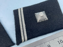 Load image into Gallery viewer, Pair of WW2 German SS Collar Badges
