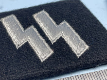 Charger l'image dans la galerie, Pair of WW2 German SS Collar Badges
