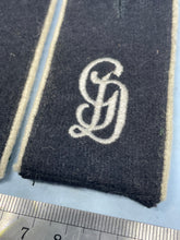 Load image into Gallery viewer, Pair of WW2 German Gross Deutschland Shoulder Boards
