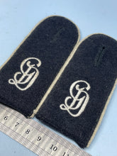 Load image into Gallery viewer, Pair of WW2 German Gross Deutschland Shoulder Boards
