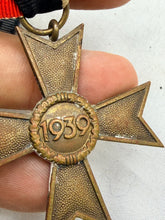 Charger l'image dans la galerie, Original WW2 German Army War Merit Cross
