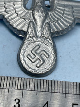 Charger l'image dans la galerie, Pair of WW2 German SS Cap Badges
