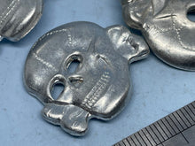Load image into Gallery viewer, WW2 German SS Skull Cap Badge
