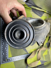 Charger l&#39;image dans la galerie, Original WW2 British Army Assault Gas Mask Set
