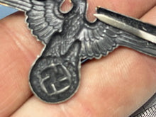 Lade das Bild in den Galerie-Viewer, WW2 German SS Cap Eagle
