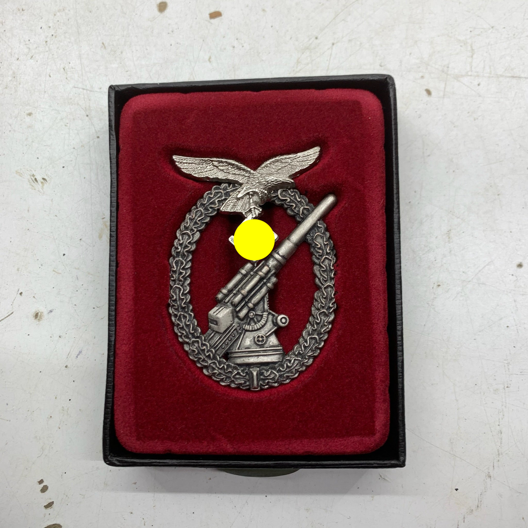 WW2 German Luftwaffe Flak Badge Award in Box