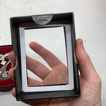 Charger l&#39;image dans la galerie, WW2 German Luftwaffe Flak Badge Award in Box
