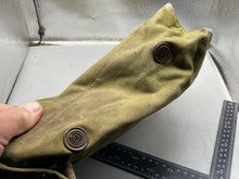 Load image into Gallery viewer, Original WW2 British Army GSR General Service Respirator Gas Mask &amp; Bag

