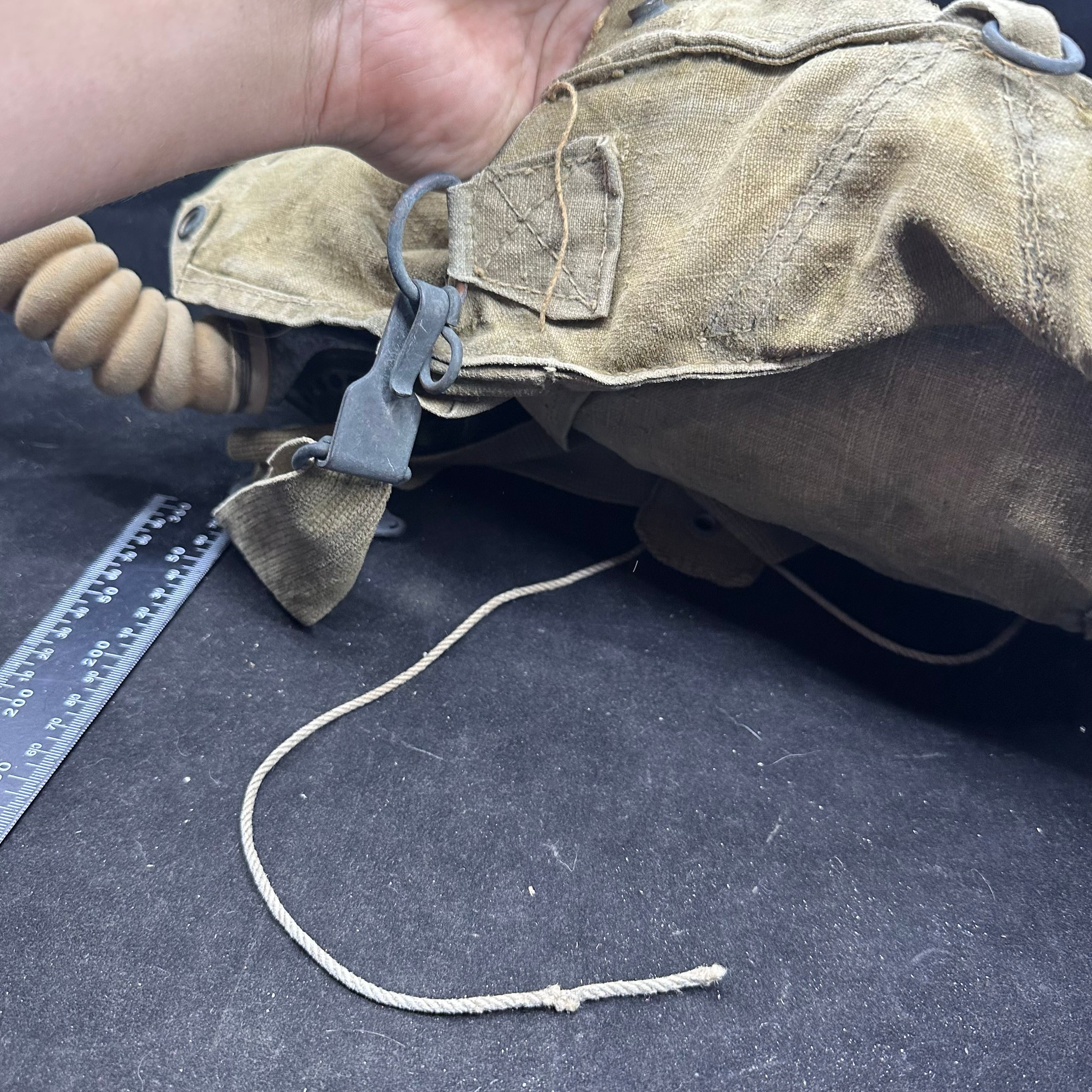 British Army Soldier Gas Mask GSR Respirator - Original Early Bag - The Militaria Shop