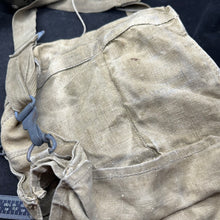 Load image into Gallery viewer, British Army Soldier Gas Mask GSR Respirator - Original Early Bag - The Militaria Shop
