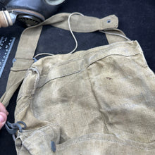 Load image into Gallery viewer, British Army Soldier Gas Mask GSR Respirator - Original Early Bag - The Militaria Shop
