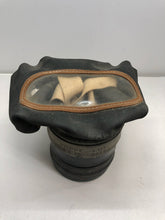 Charger l&#39;image dans la galerie, Original WW2 British Home Front Civil Defence Gas Mask in Box
