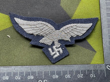 Charger l&#39;image dans la galerie, WW2 German Luftwaffe Officer&#39;s Breast Eagle

