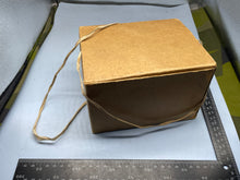 Charger l&#39;image dans la galerie, WW2 British Home Front Civilian Pattern Gas Mask in Box
