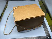 Charger l&#39;image dans la galerie, WW2 British Home Front Civilian Pattern Gas Mask in Box
