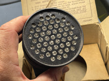 Charger l&#39;image dans la galerie, WW2 British Home Front Civilian Pattern Gas Mask in Box
