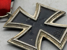 Charger l'image dans la galerie, Original WW2 German Iron Cross 2nd Class with Ribbon - The Militaria Shop
